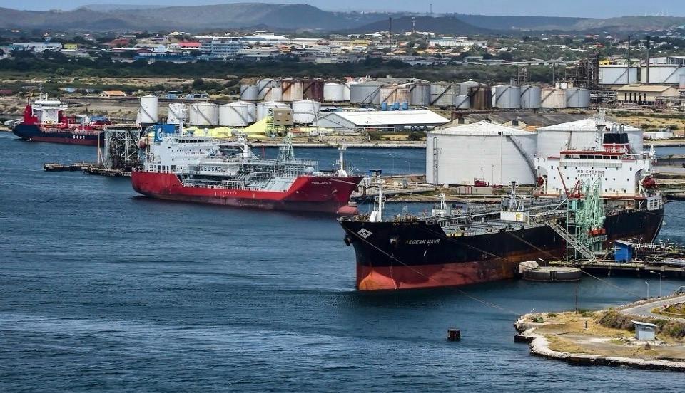 Trading Houses Struggle to Sell Venezuelan Crude Under U.S. Export Regime
