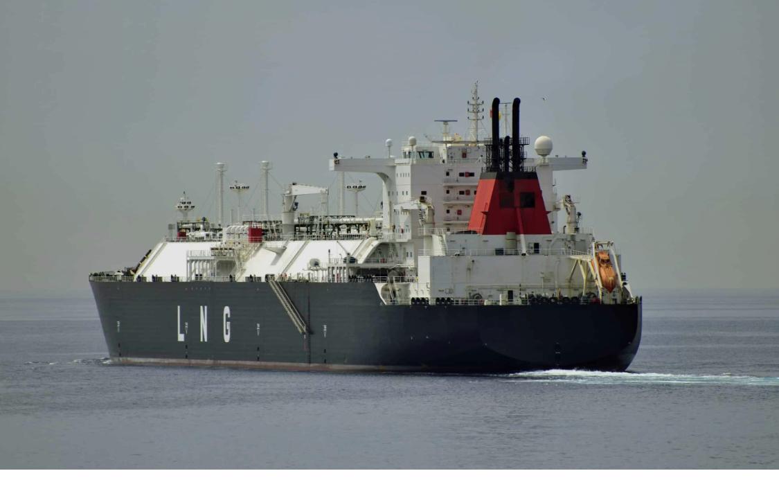 U.S. taps foreign tankers under Jones Act waiver to move SPR oil faster