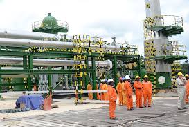 NNPC Signs Deal With Chinese Firms to Revive Port Harcourt and Warri Refineries